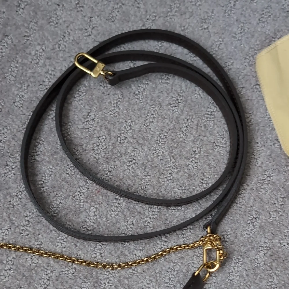 Louis Vuitton Brown Checkered Clutch with Gold Chain - Picture 12 of 16